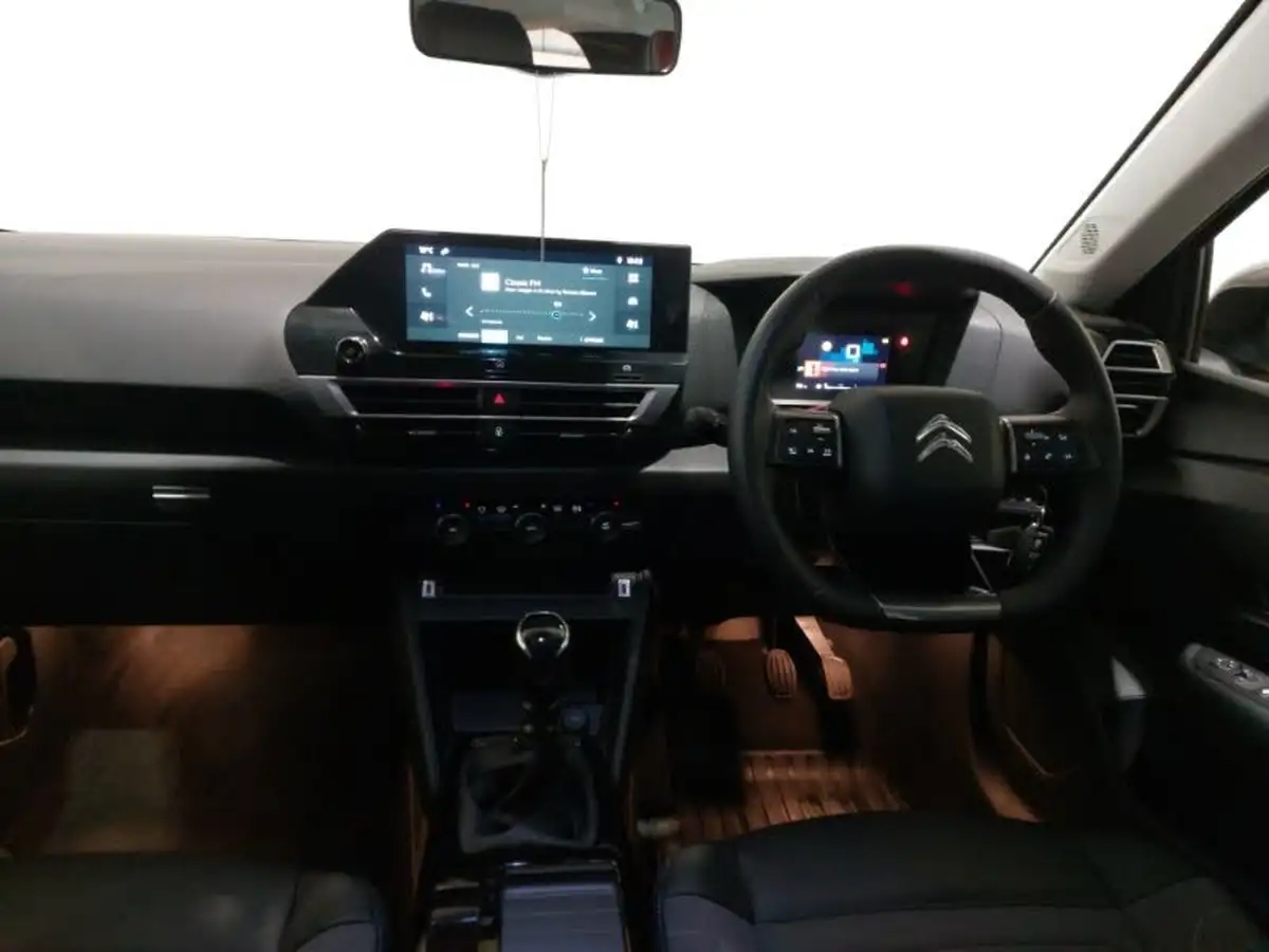 2023-citroen-c4-12-puretech-sense-big-2