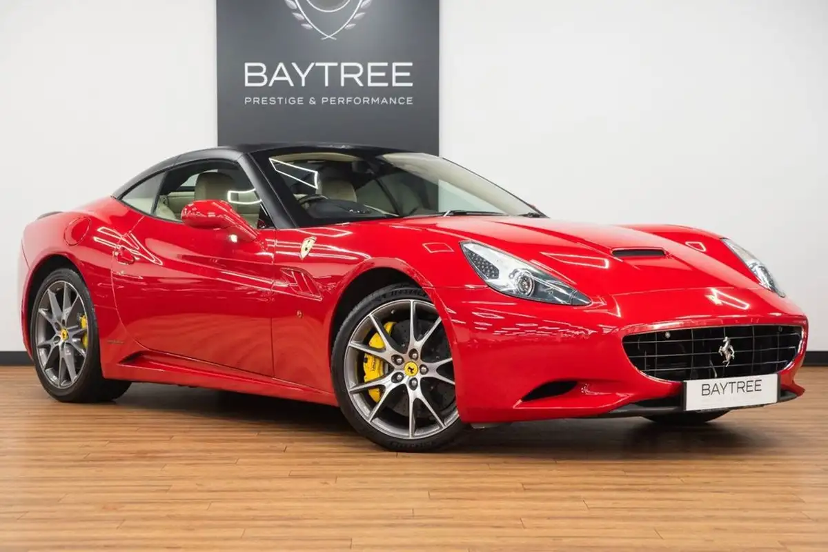2012-ferrari-california-43-big-6
