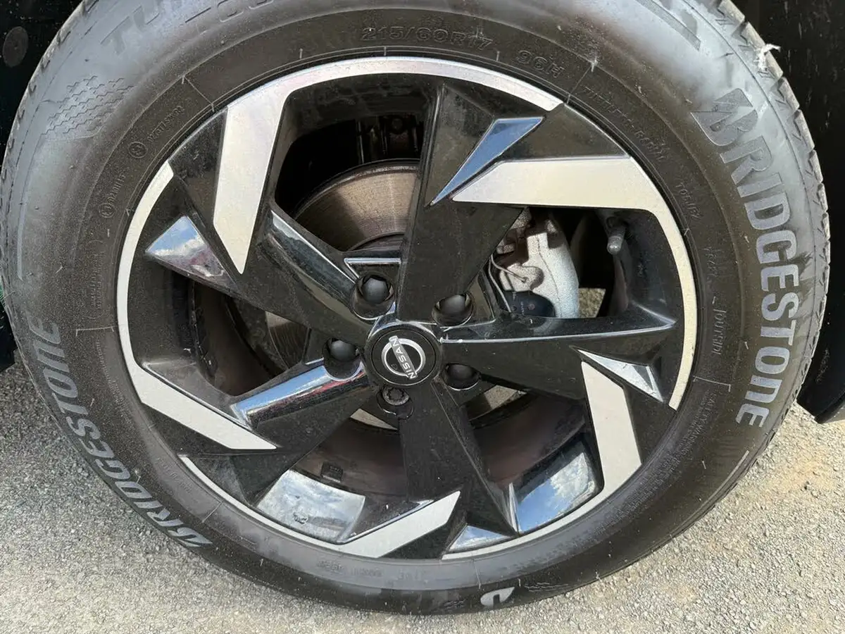 2023-nissan-juke-10-dig-t-n-connecta-dct-big-7