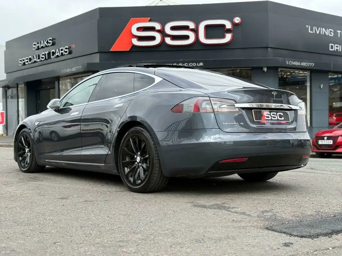 2016-tesla-model-s-e-90d-executive-edition-big-1