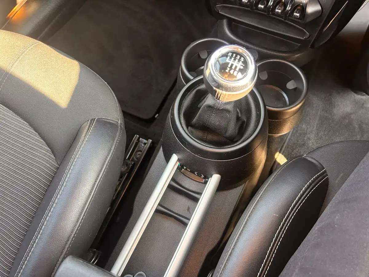 2014-mini-countryman-16-cooper-pepper-big-33
