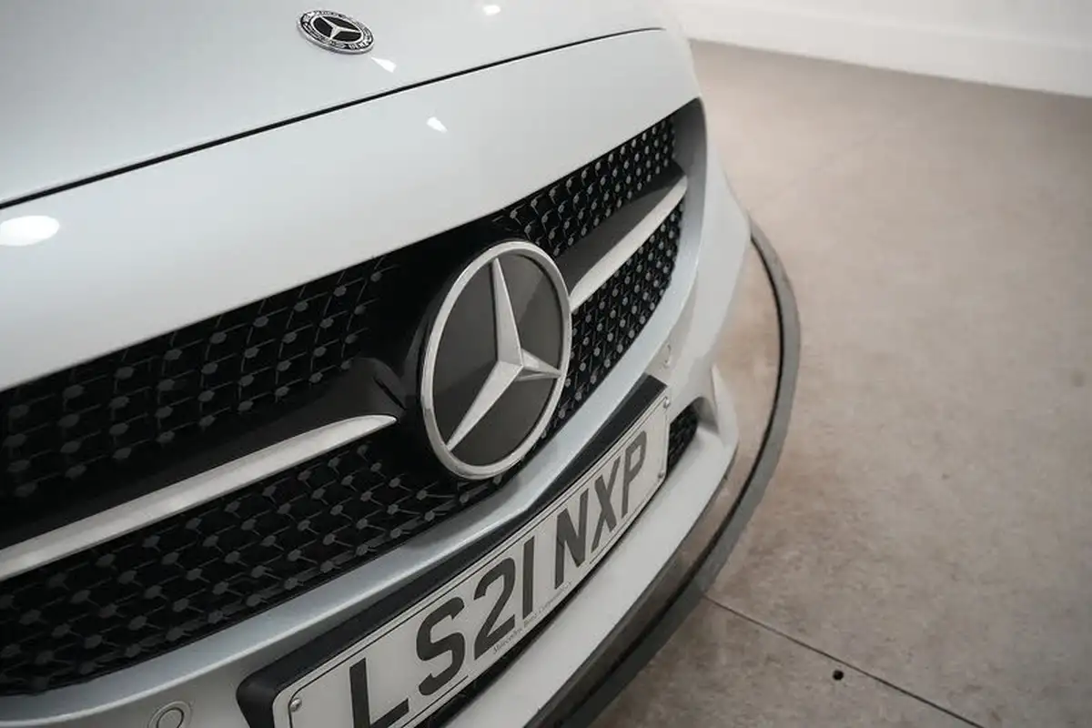 2021-mercedes-benz-c-class-20-c300e-amg-line-night-edition-premium-estate-5d-big-13