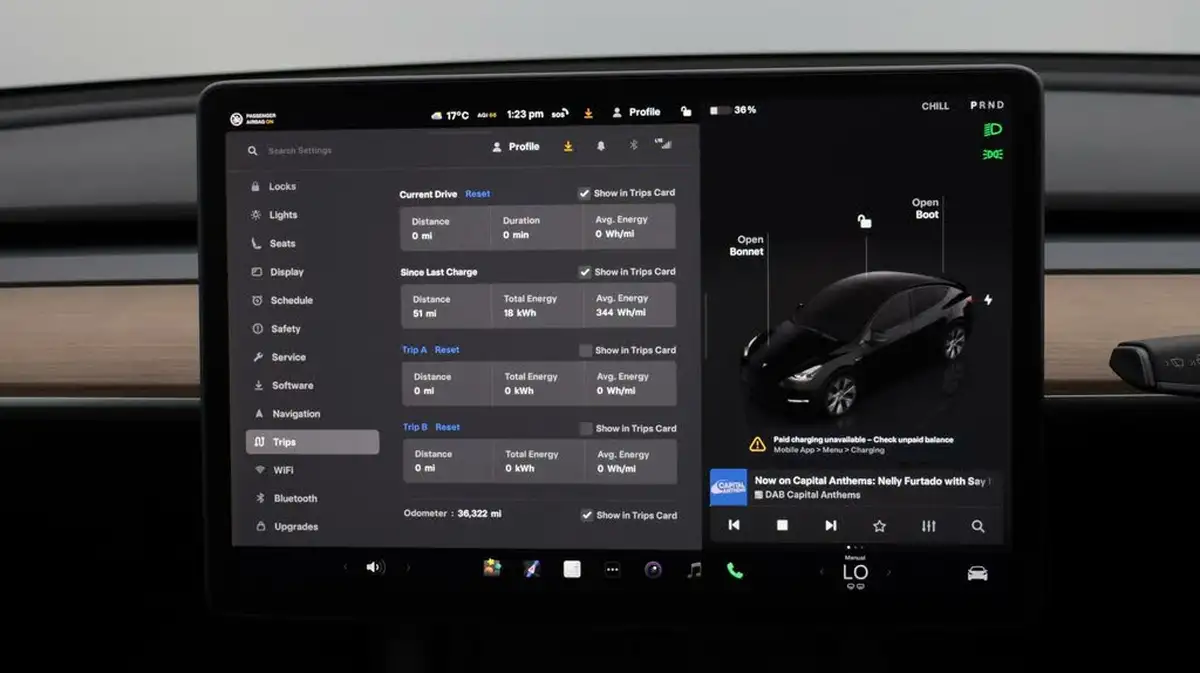 2022-tesla-model-y-e-long-range-big-10