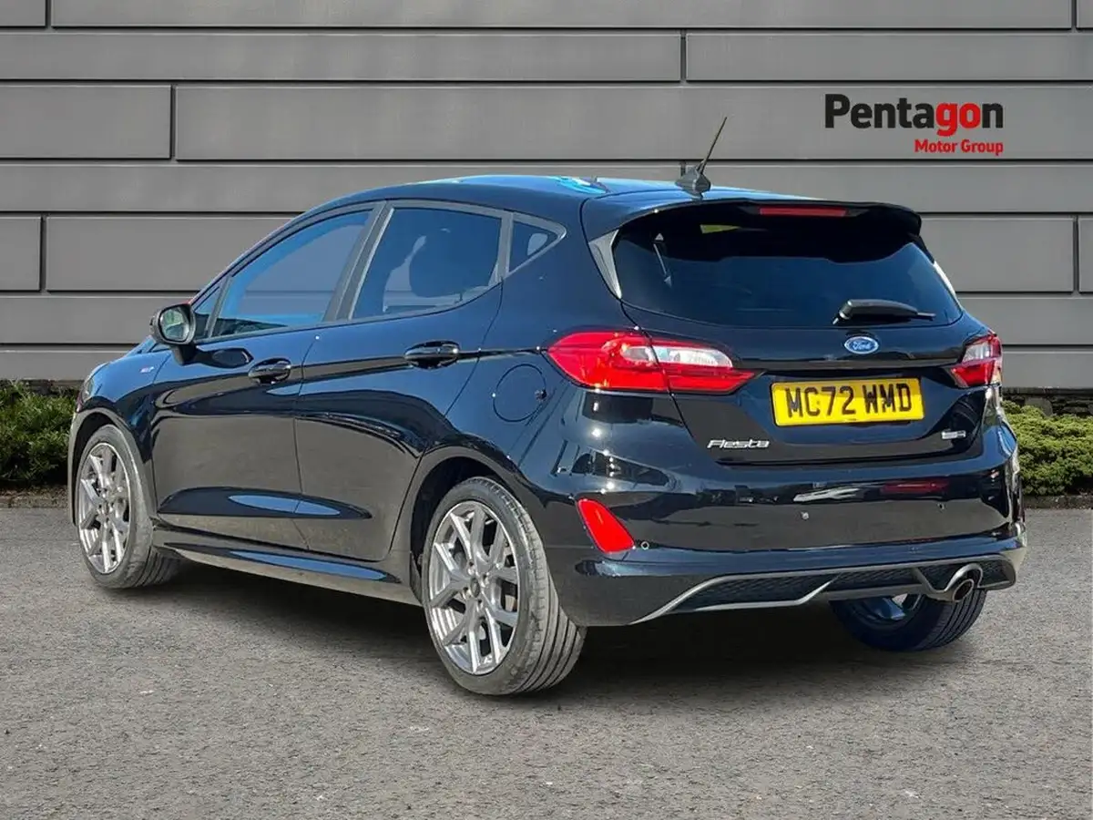 2023-ford-fiesta-big-1