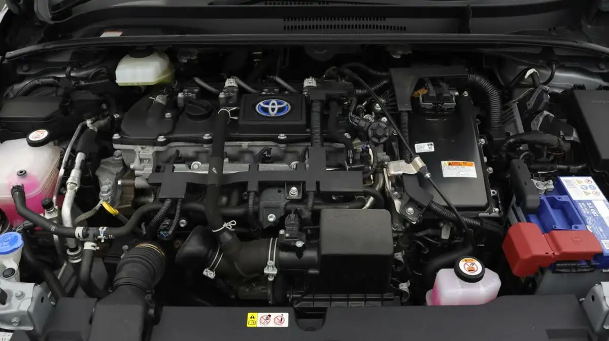 2021-toyota-corolla-18-vvt-i-design-trk-hatchback-5d-big-18
