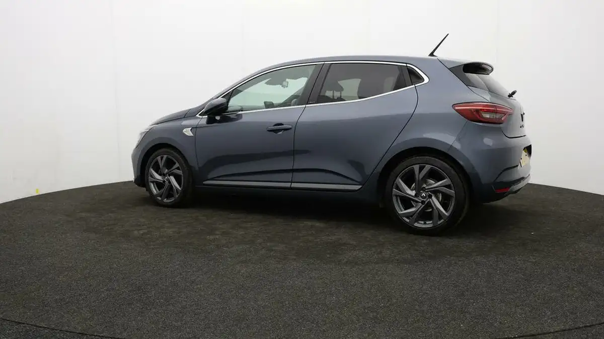 2021-renault-clio-16-rs-line-big-64