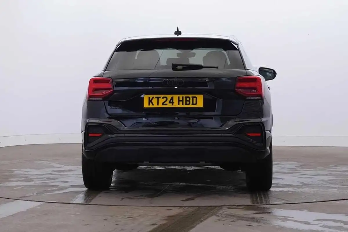 2024-audi-q2-15-35-tfsi-black-edition-s-tronic-big-8