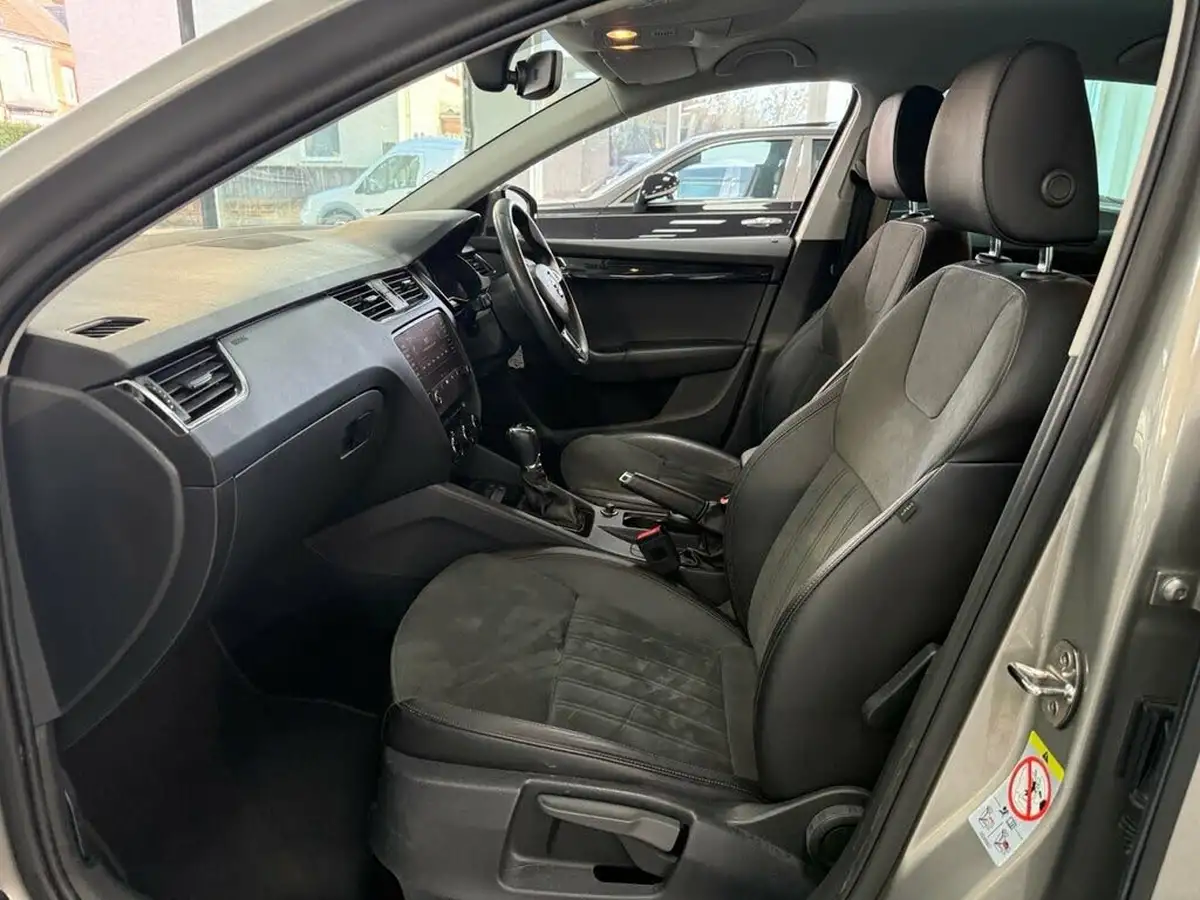 2019-skoda-octavia-15-tsi-se-l-hatchback-dsg-big-16