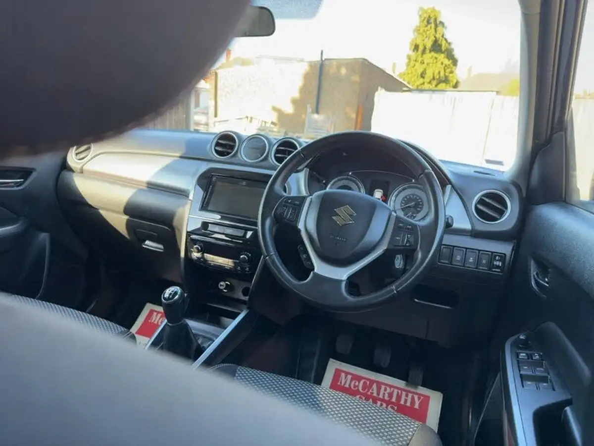 2018-suzuki-vitara-10-boosterjet-sz-t-big-18