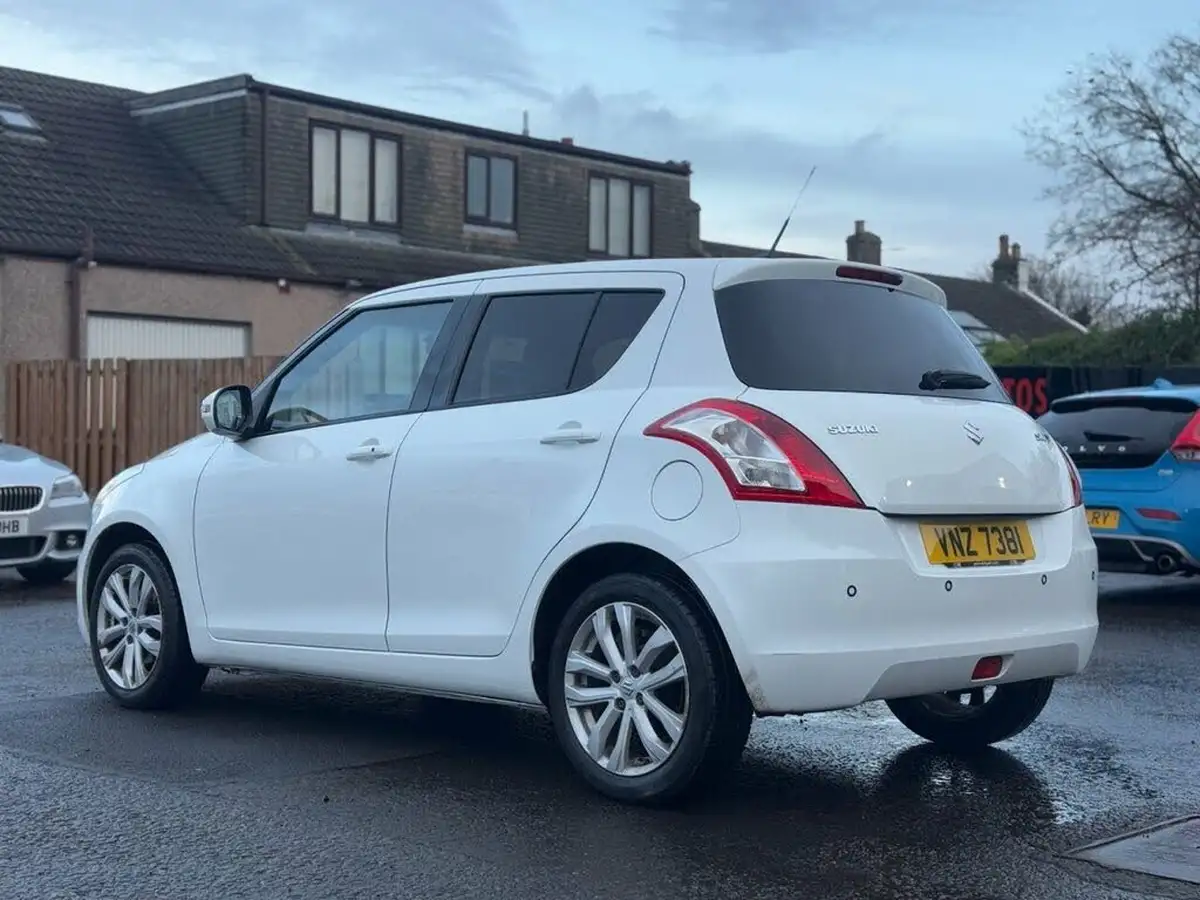 2016-suzuki-swift-12-sz4-94ps-nav-5d-at-big-4