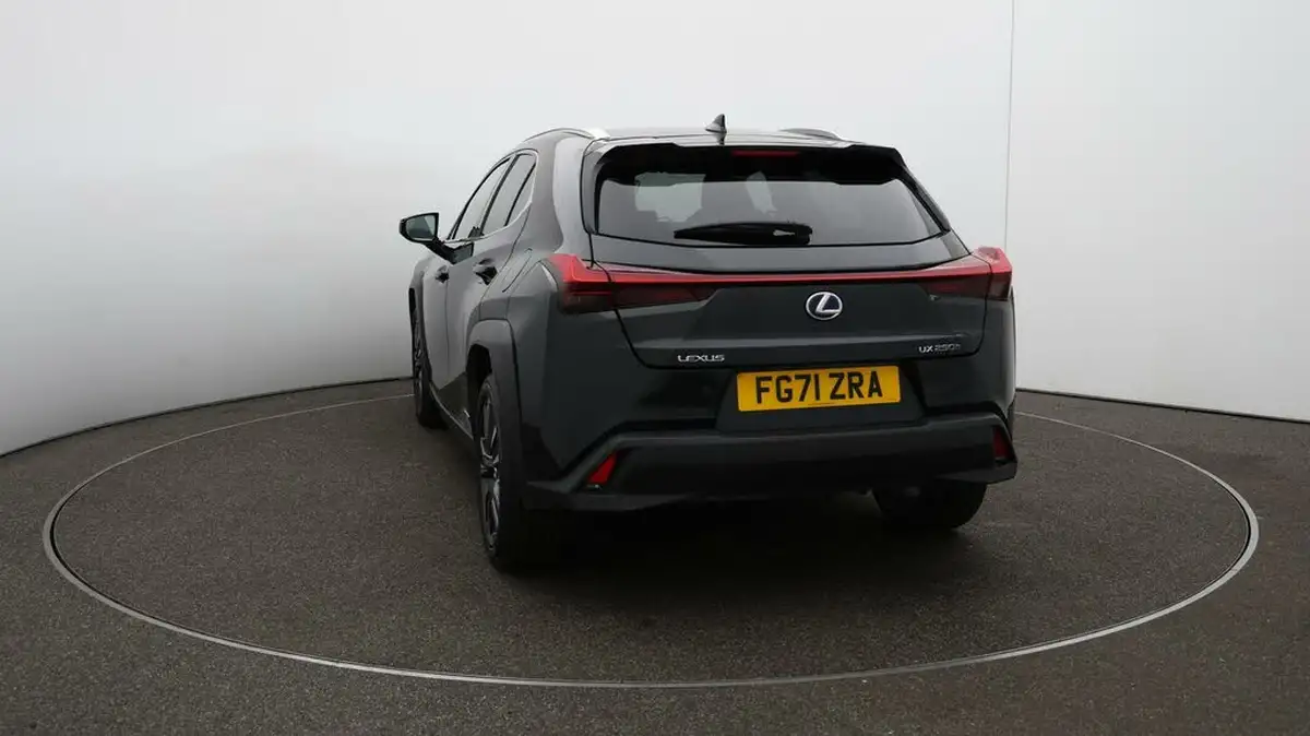 2022-lexus-ux-250h-20-ux-184bhp-without-navigation-big-6