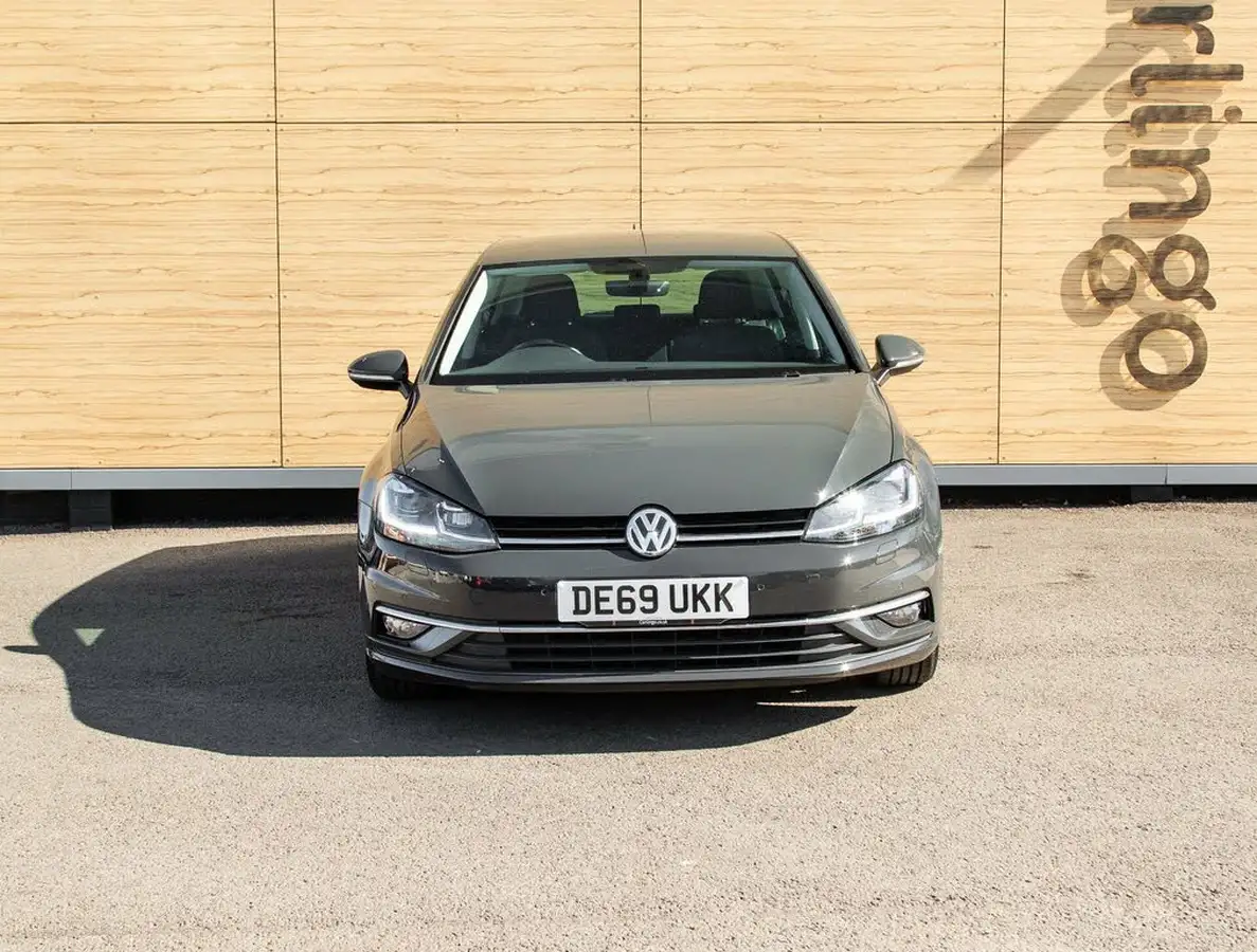 2019-volkswagen-golf-16tdi-match-edition-hatchback-big-5