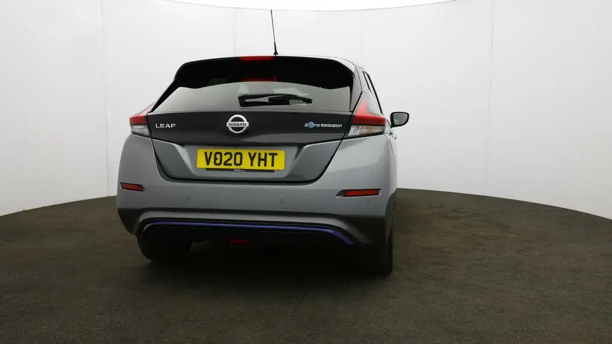 2020-nissan-leaf-e-n-connecta-big-5