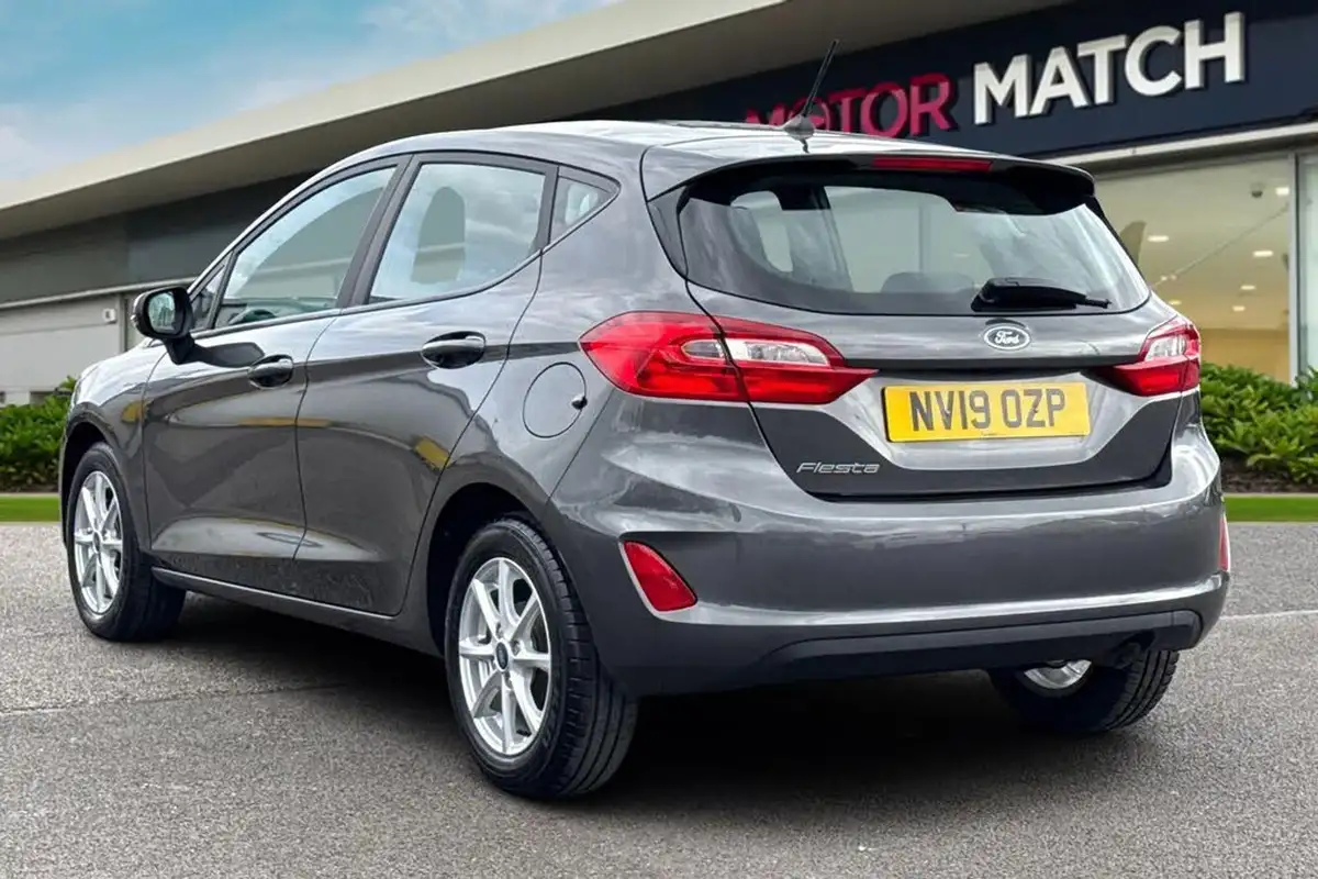 2019-ford-fiesta-10t-zetec-5d-big-1