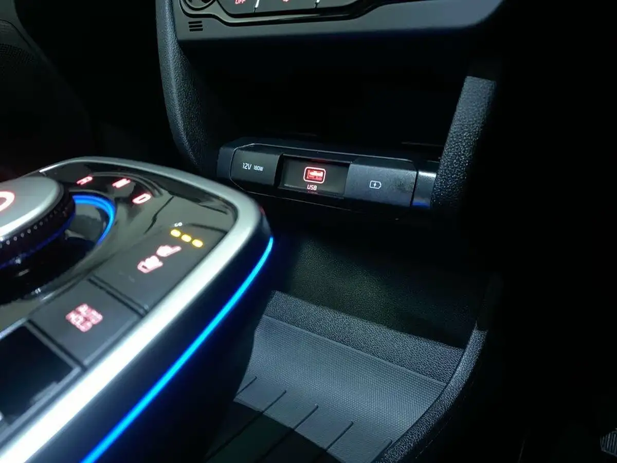 2022-kia-e-niro-ev-4-big-28