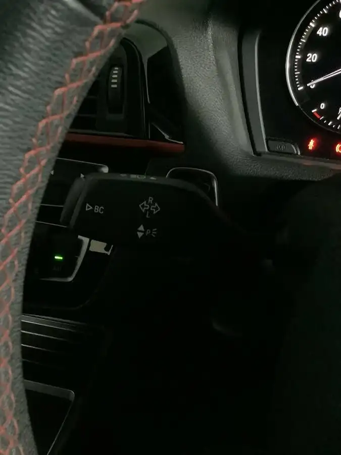2018-bmw-1-series-15td-116d-sport-5d-big-17