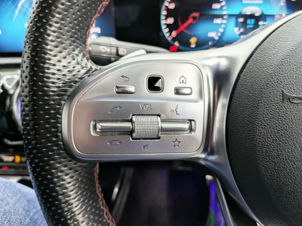 2019-mercedes-benz-a-class-15d-a180d-amg-line-premium-hatchback-5d-7g-dct-big-17