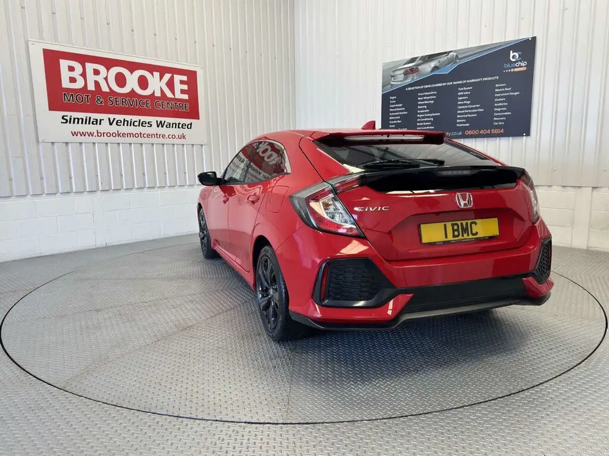 2019-honda-civic-10-vtec-turbo-sr-hatchback-5d-big-3