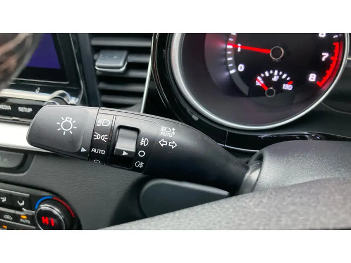 2023-kia-ceed-15-t-gdi-gt-line-158bhp-big-41