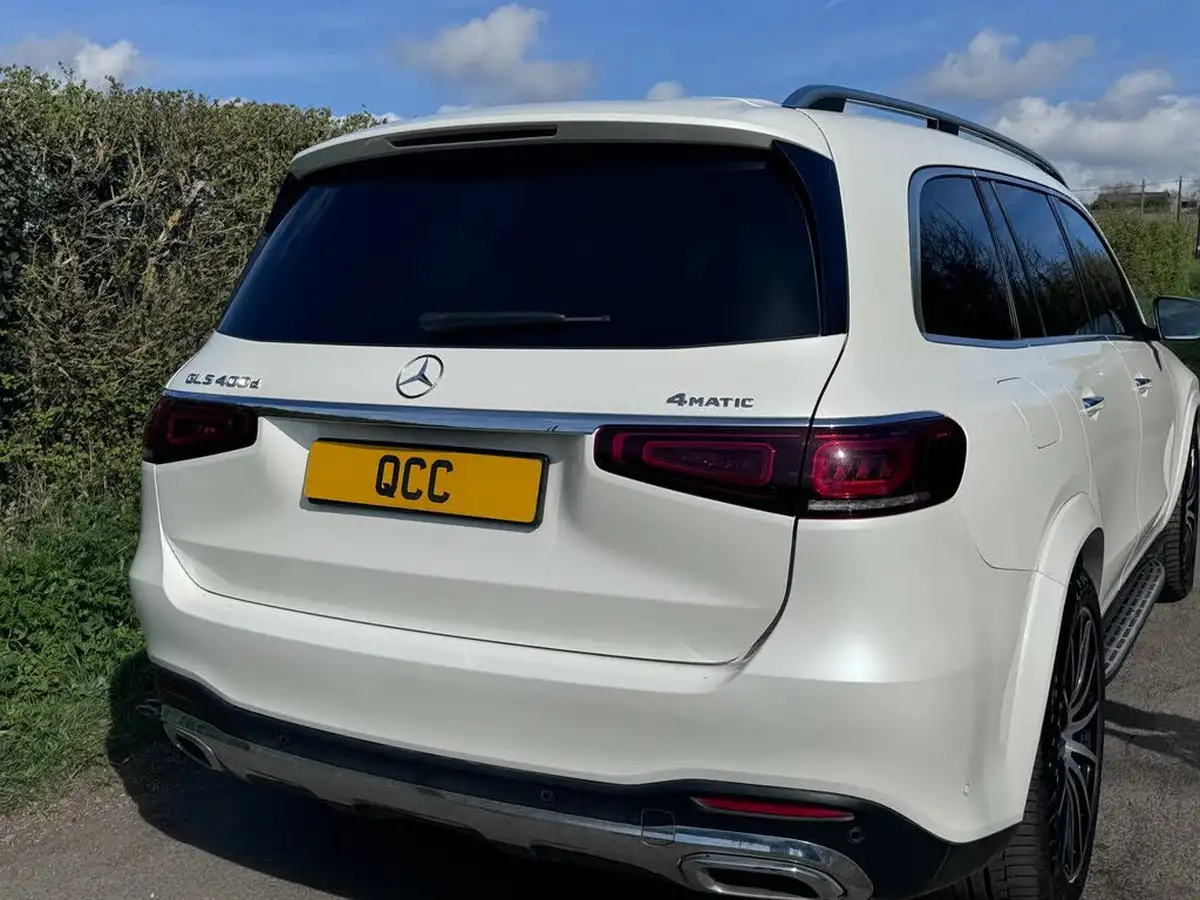 2020-mercedes-benz-gls-class-29d-gls400d-amg-line-premium-plus-big-39