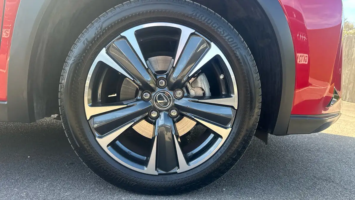 2022-lexus-ux-250h-20-ux-184bhp-without-navigation-big-19