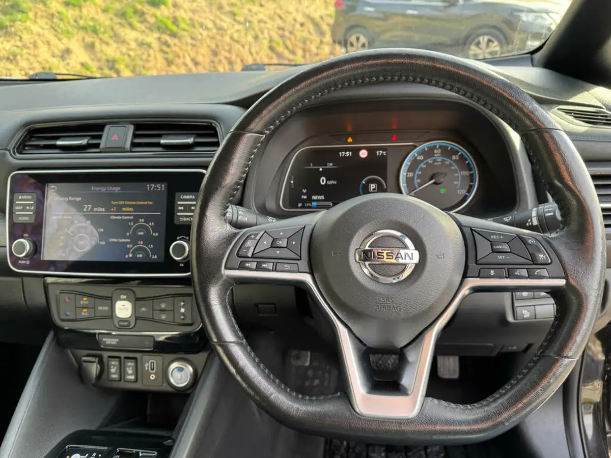 2020-nissan-leaf-e-n-connecta-big-29