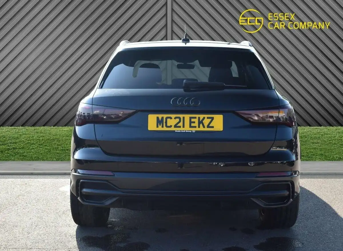 2021-audi-q3-15-35-tfsi-black-edition-codcomfort-sound-pack-station-wagon-big-10