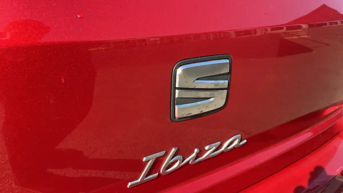2022-seat-ibiza-10-tsi-se-technology-big-25