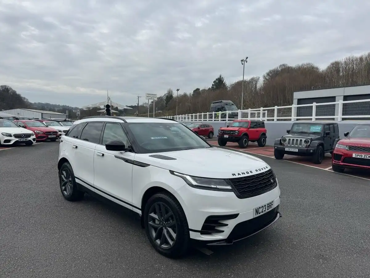 2023-land-rover-range-rover-velar-20-d200-dynamic-se-big-0
