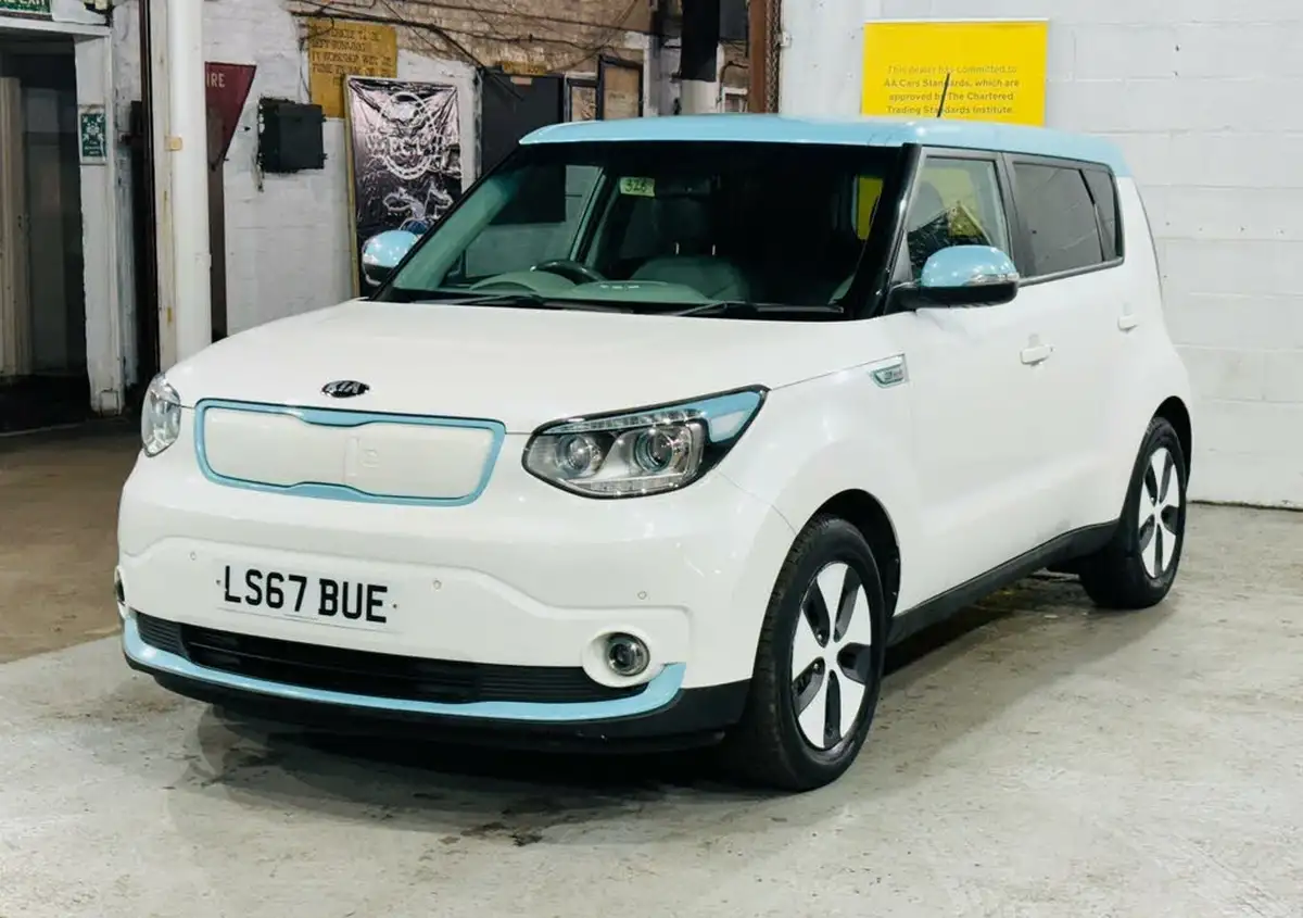 2018-kia-soul-ev-ev-big-2