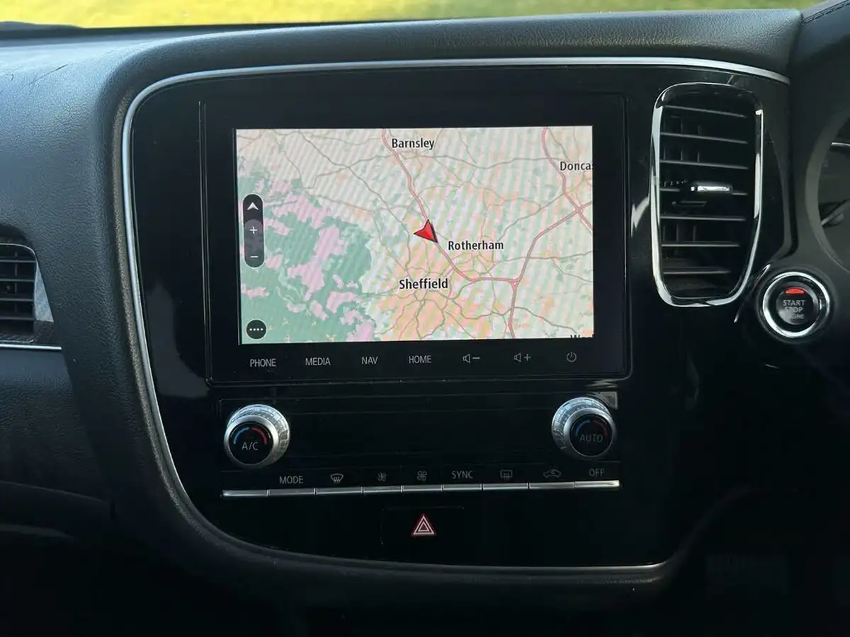 2019-mitsubishi-outlander-20-exceed-big-23