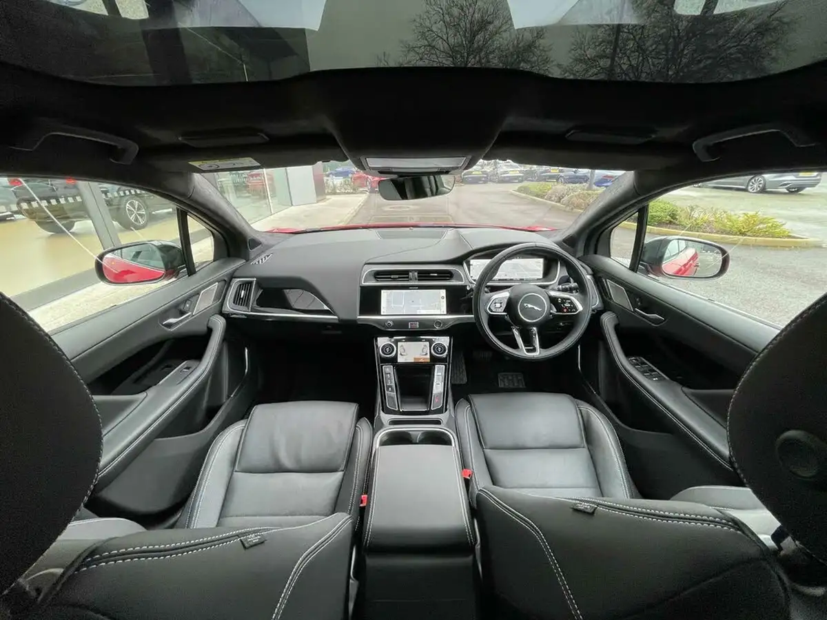 2023-jaguar-i-pace-ev400-hse-black-big-2