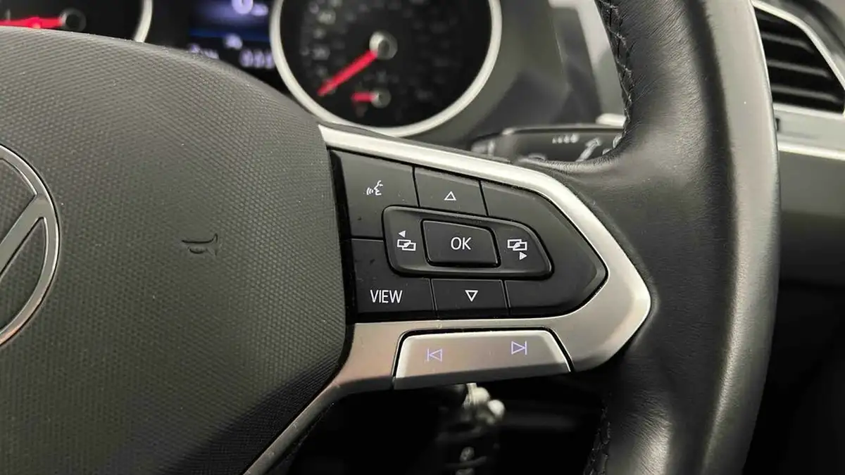 2021-volkswagen-tiguan-20tdi-life-big-18