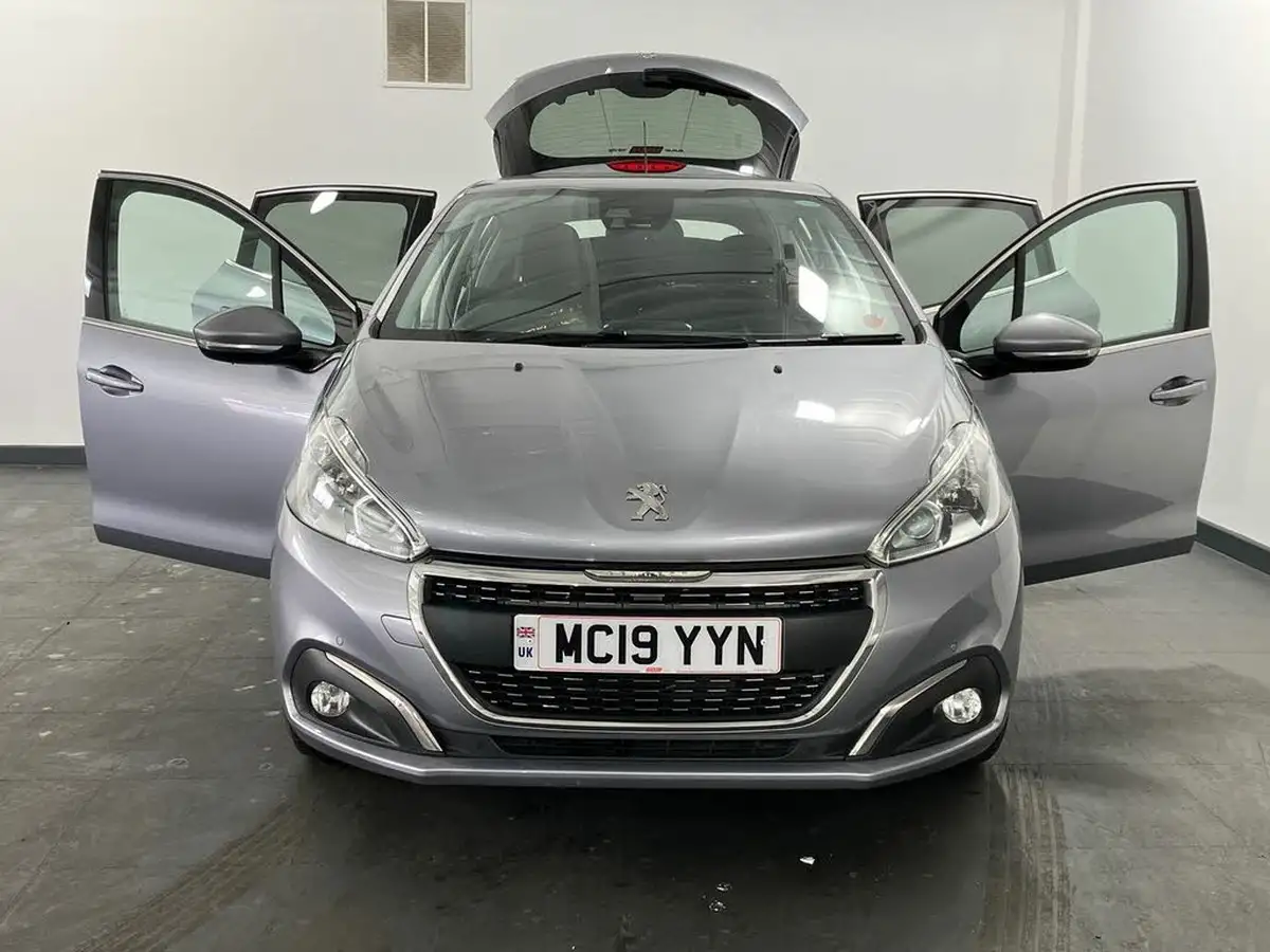 2019-peugeot-208-12-puretech-tech-edition-82bhp-big-45