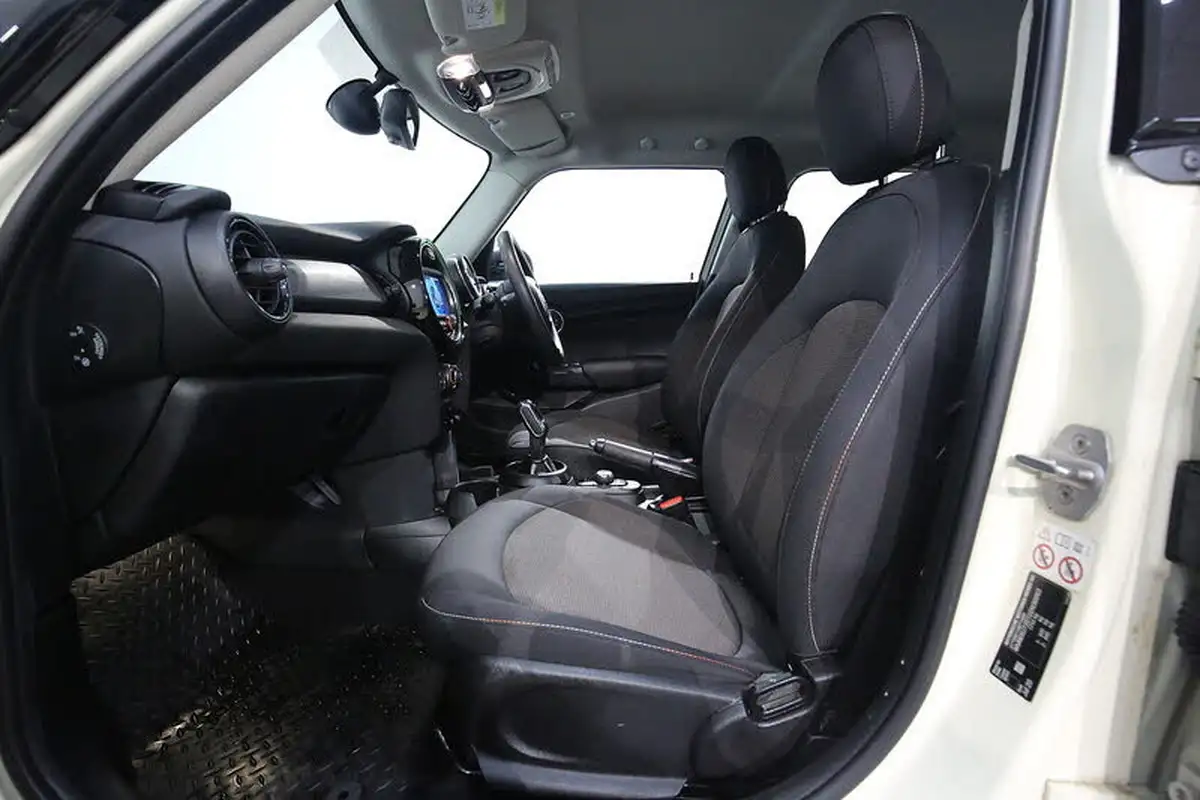 2020-mini-countryman-15-cooper-classic-auto-big-18