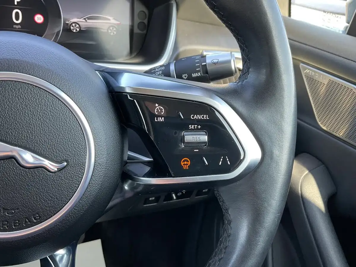 2019-jaguar-i-pace-ev400-s-big-14