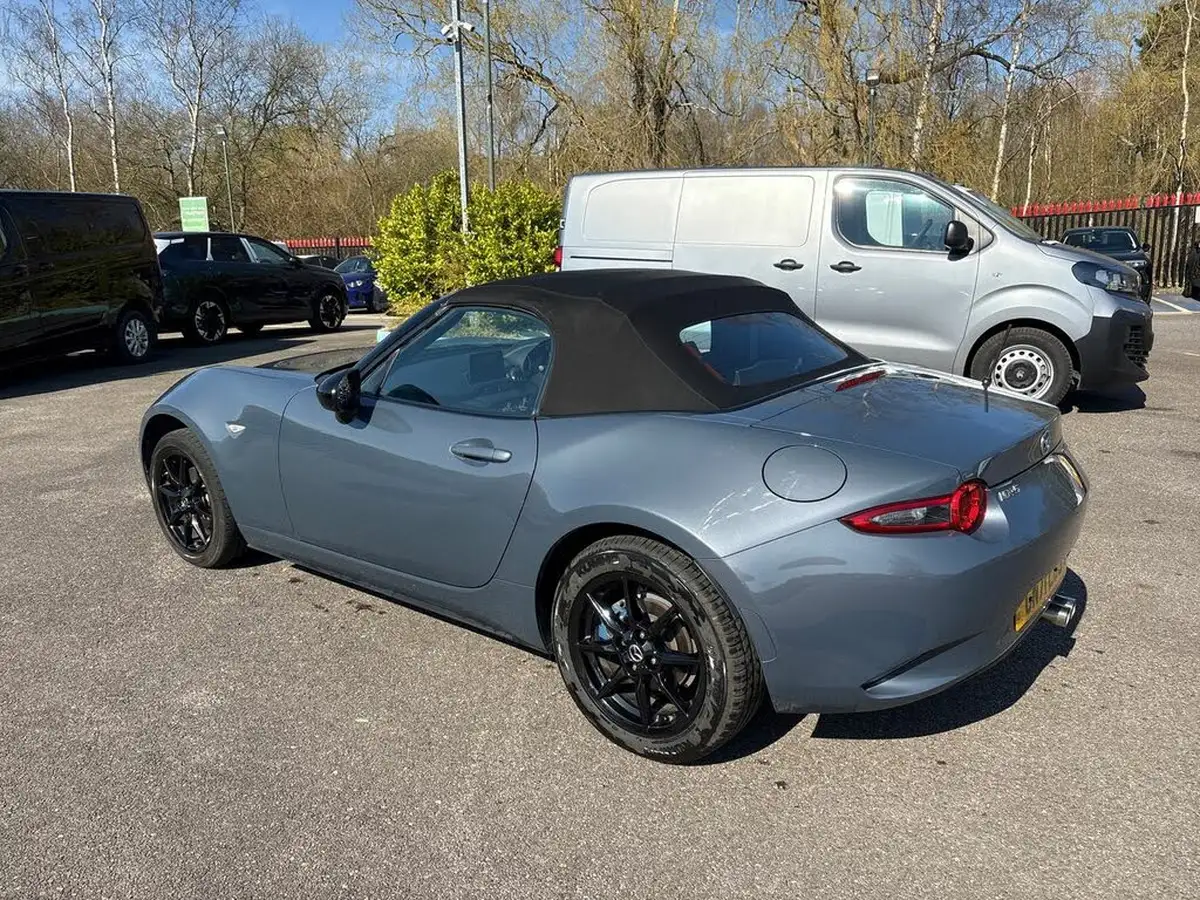 2021-mazda-mx-5-15-se-l-rf-big-31