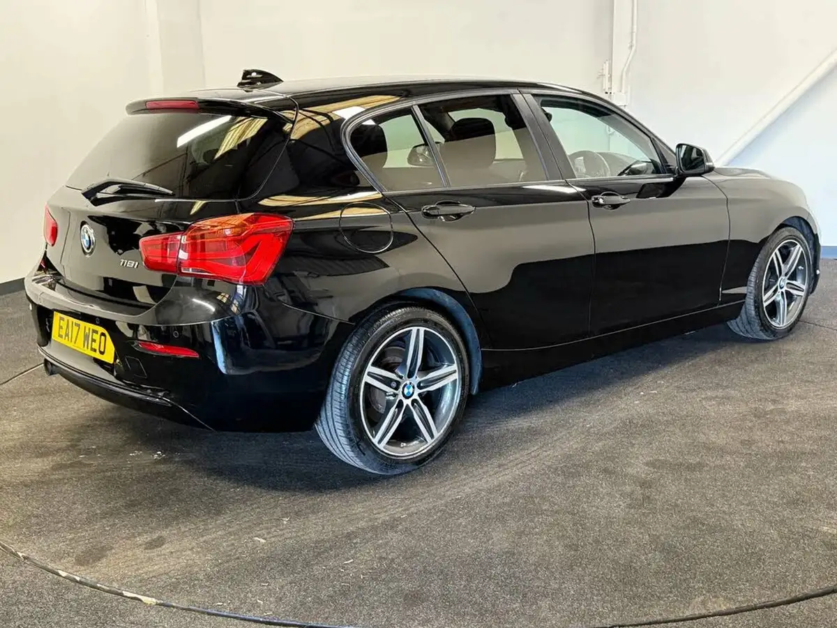 2017-bmw-1-series-15-118i-sport-5d-auto-big-7