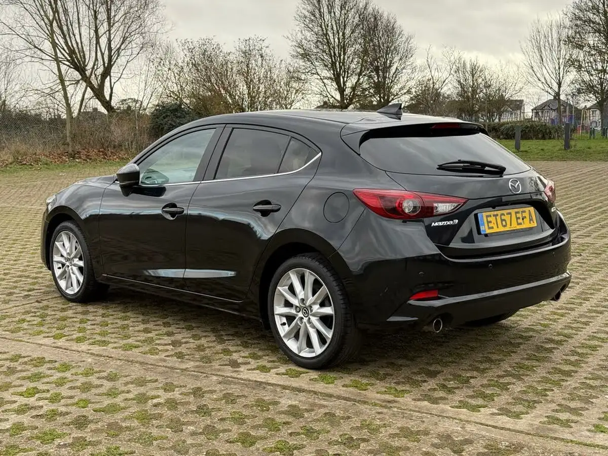 2018-mazda-mazda3-20-sport-nav-120ps-hatchback-5d-big-2