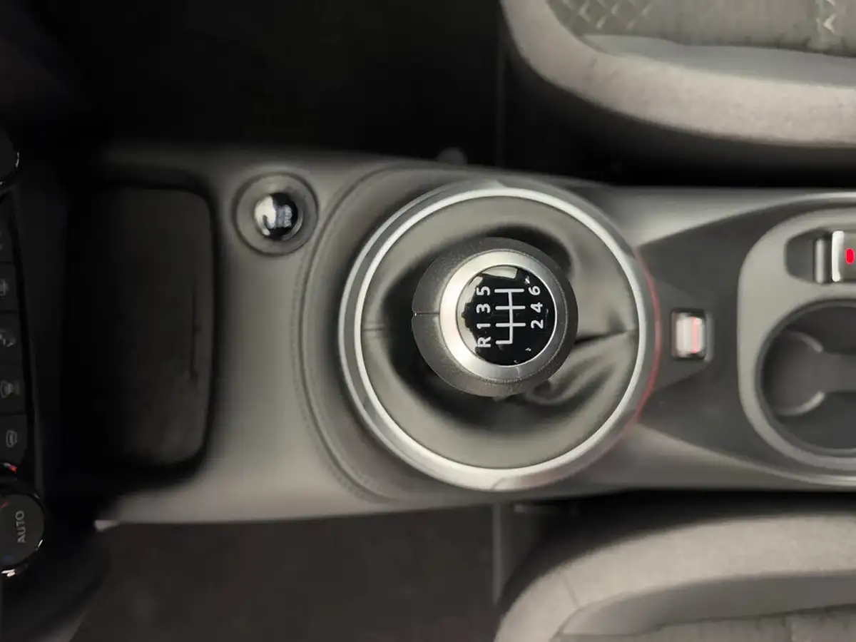 2024-nissan-juke-10-dig-t-n-connecta-big-14