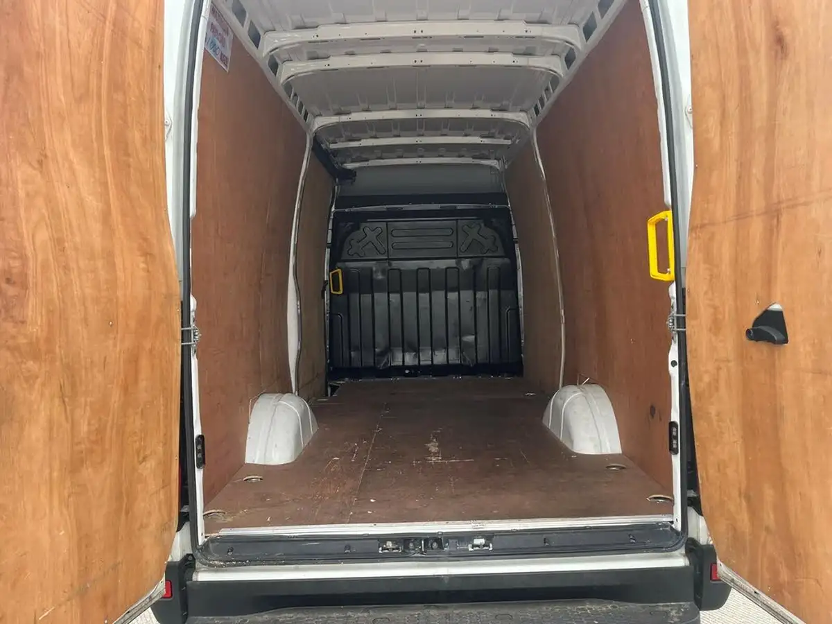 2022-iveco-daily-s-class-23td-35s14v-business-3520mm-h2-136pseu6dt-big-6