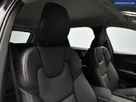 2021-volvo-xc60-20-b5-momentum-small-10