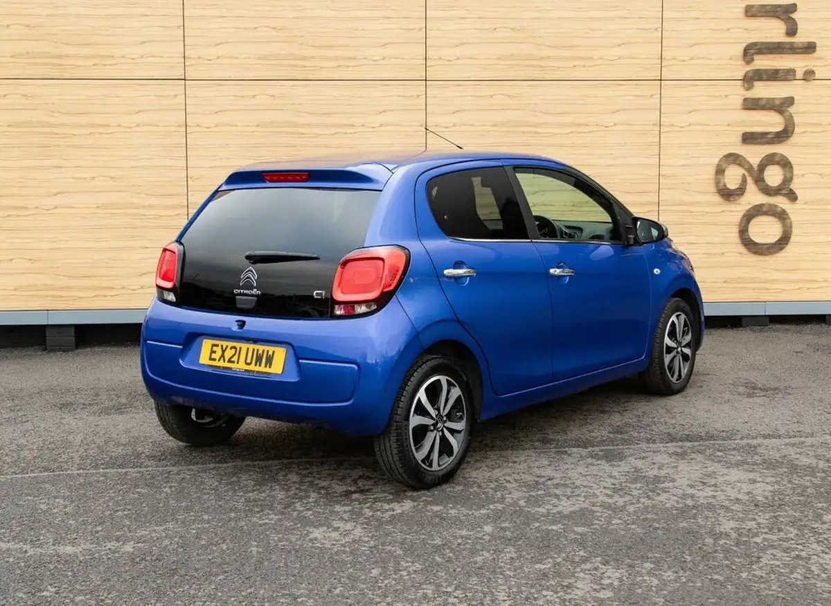 2021-citroen-c1-10-vti-shine-5d-big-3
