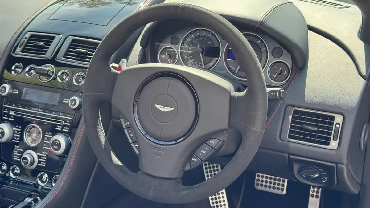 2015-aston-martin-vantage-59-v12-vantage-s-roadster-big-10