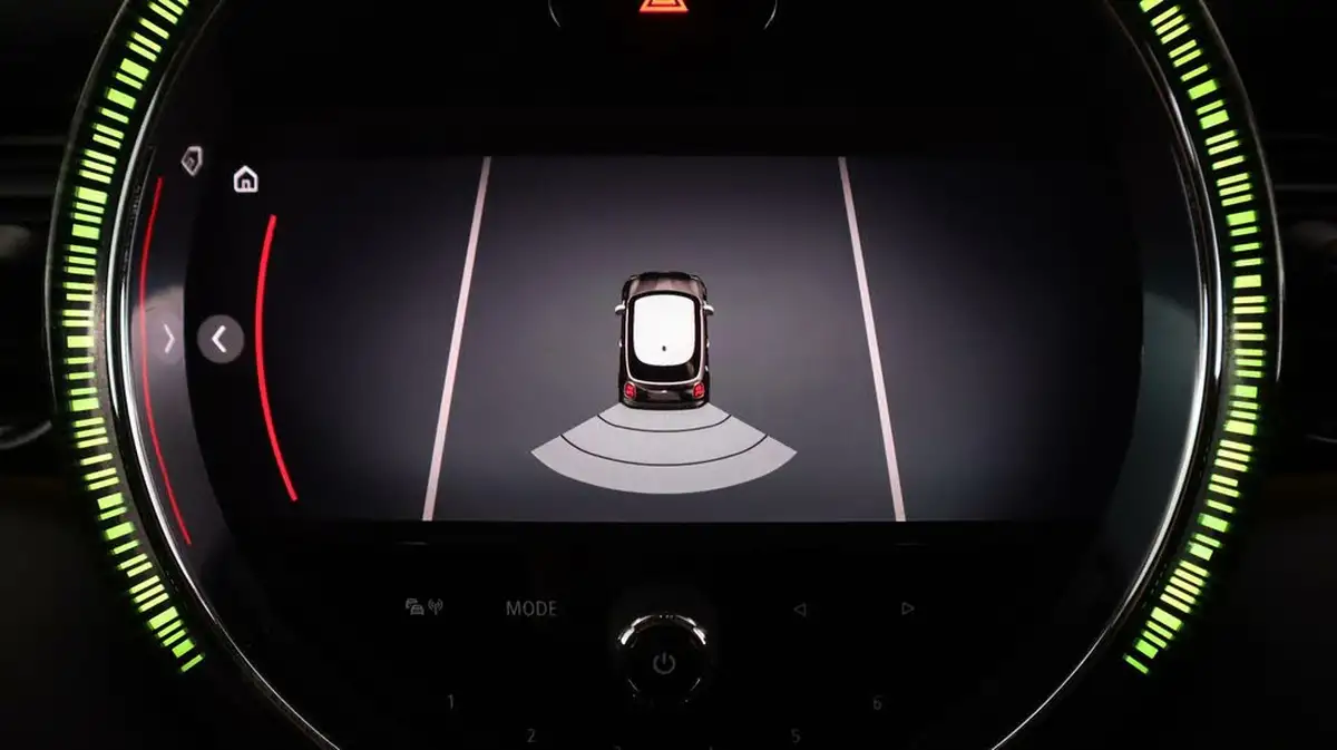 2021-mini-cooper-20-cooper-s-sport-hatchback-3d-big-24