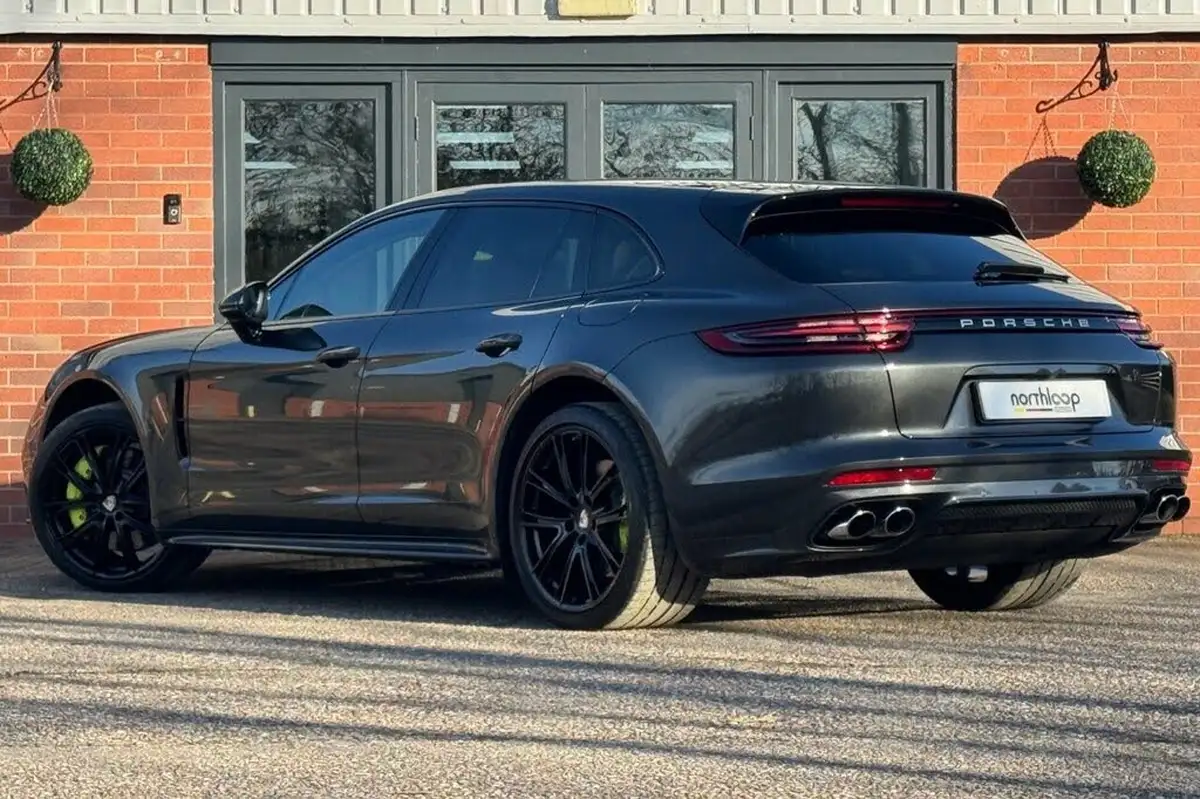 2018-porsche-panamera-29-v6-4-e-hybrid-sport-turismo-big-1