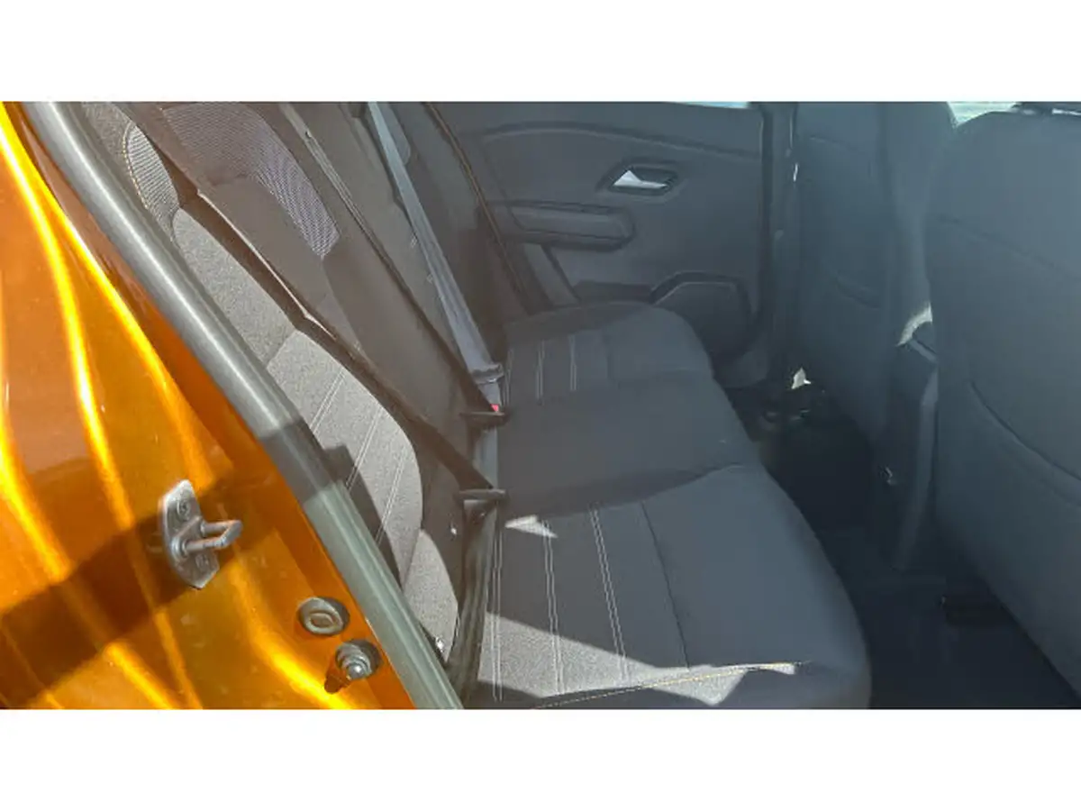 2023-dacia-sandero-stepway-10-tce-journey-90bhp-big-15