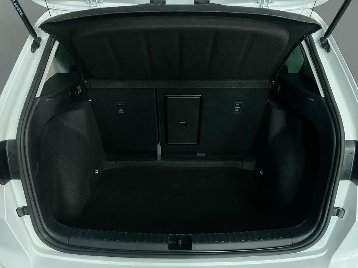 2023-seat-ateca-15-ecotsi-fr-big-12