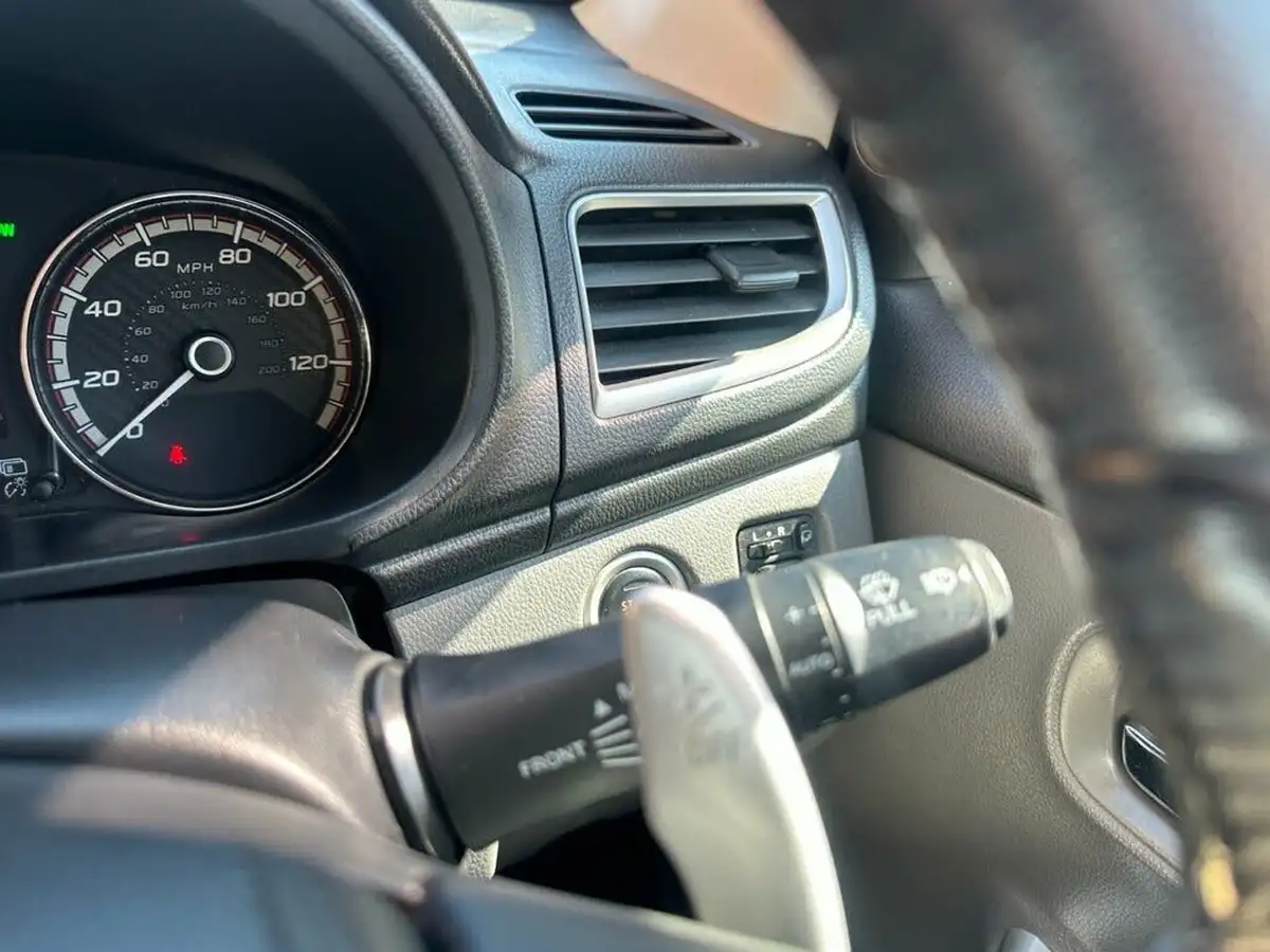 2017-mitsubishi-l200-24di-d-barbarian-178bhp-eu6-auto-big-23