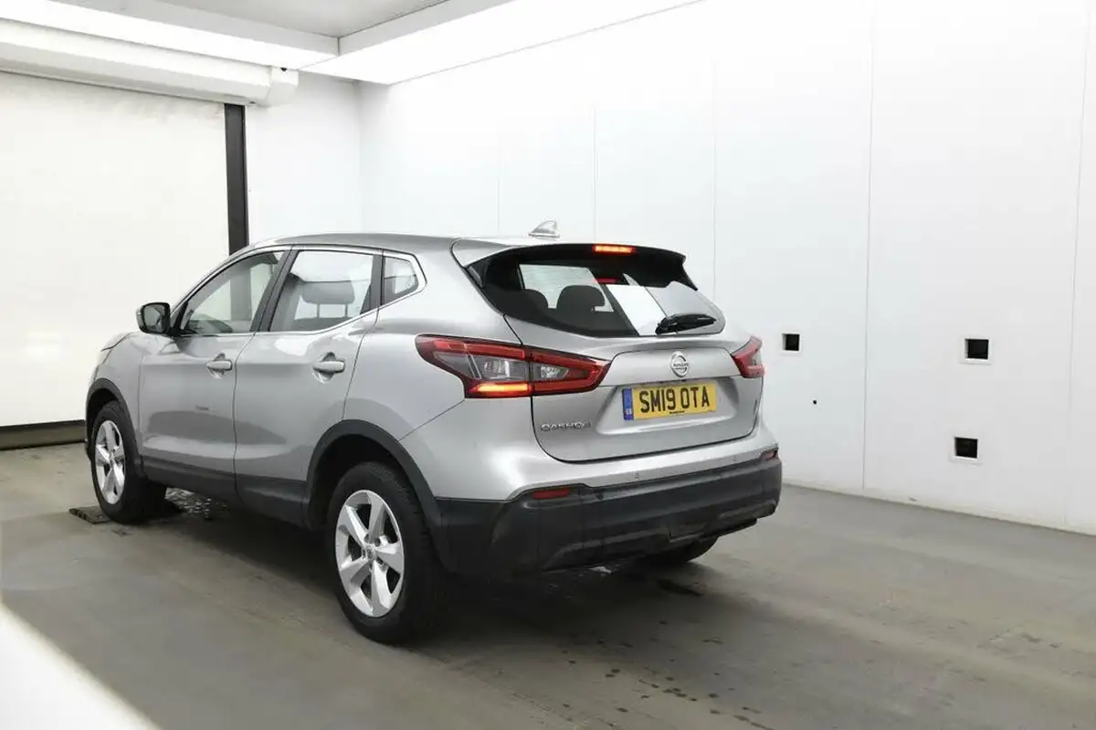 2019-nissan-qashqai-13-dig-t-acenta-premium-160ps-big-4